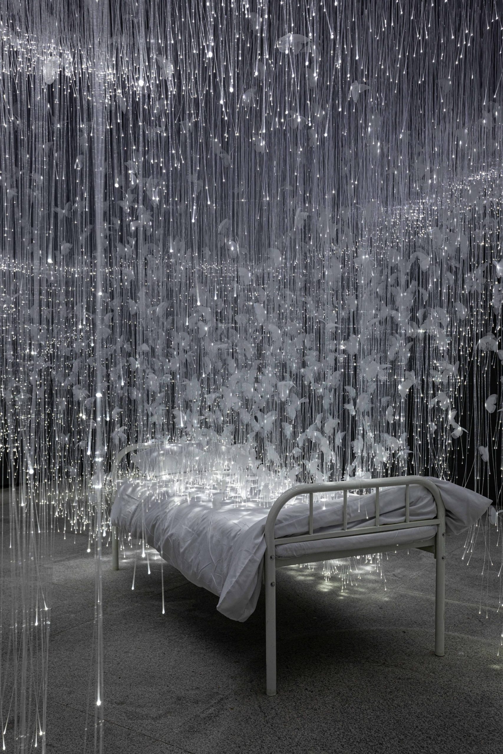 Through Fairy Lights and Butterflies, Chiharu Shiota Tethers Presence and Absence — Colossal